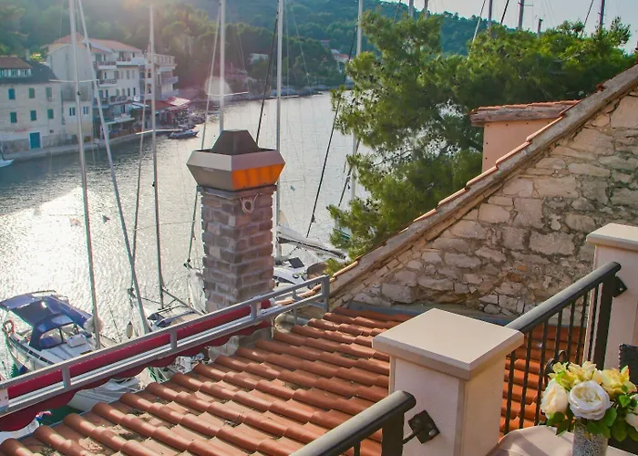 Apartments Daira